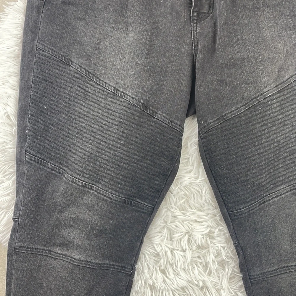 SEVEN7 MELISSA MCCARTHY Pencil faded black Moto Jeans. Size 18w - Picture 10 of 12
